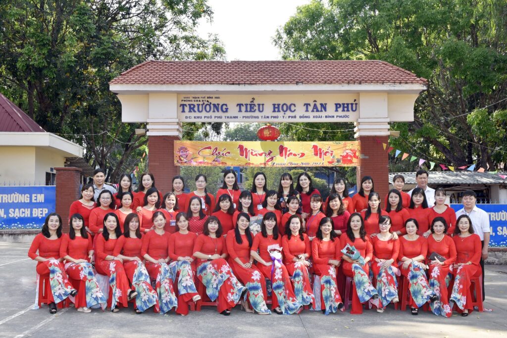 Trường Tiểu học Tân Phú xây dựng môi trường học tiếng anh chất lượng