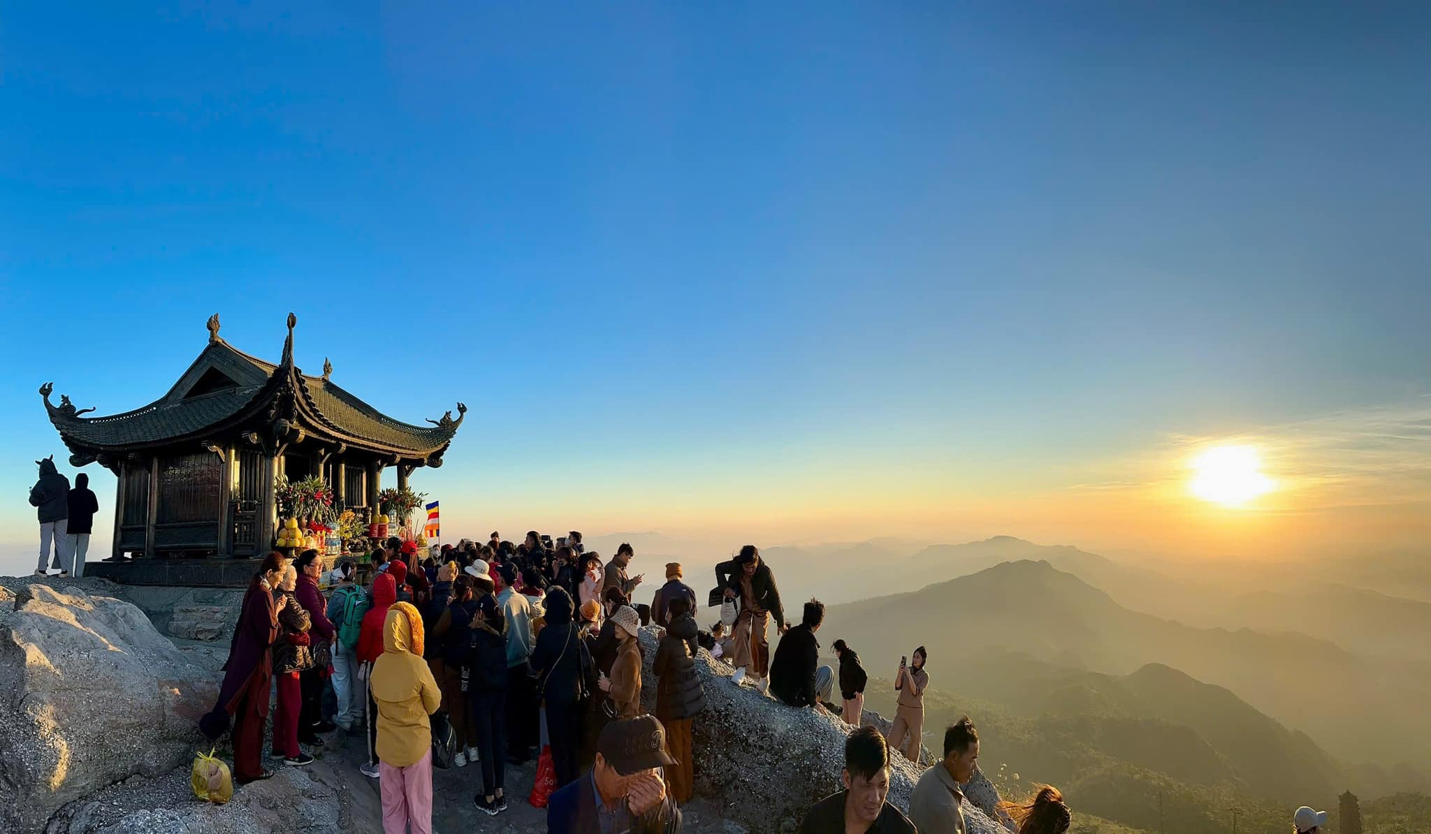 Kinh Nghiệm Tổ Chức Gala Lunch Khi Đi Tour Yên Tử