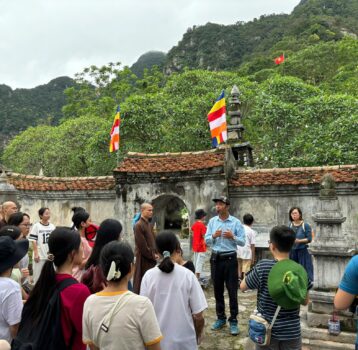 Hướng Dẫn Chi Tiết Cách Đặt Tour Du Lịch Yên Tử 1 Ngày Năm 2026